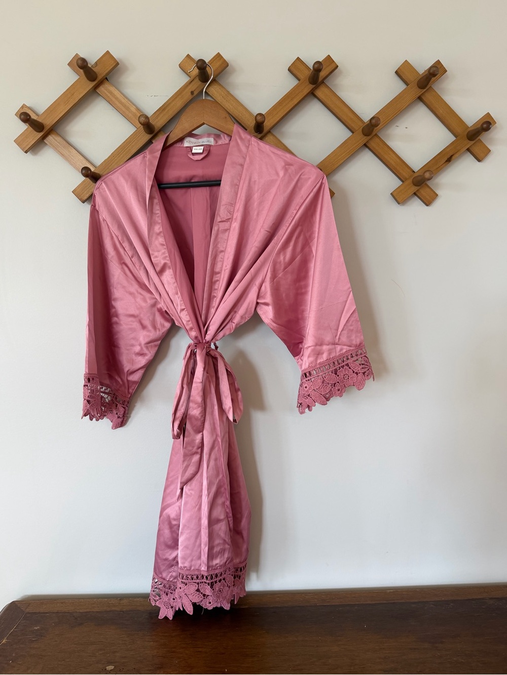 Kennedy Blue Satin and Lace Robe - Pink